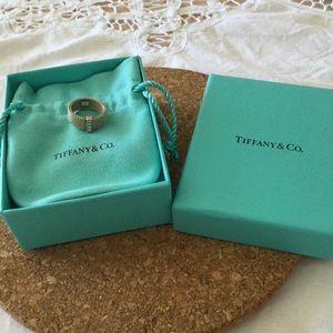 Tiffany & Co somerset diamonds ring